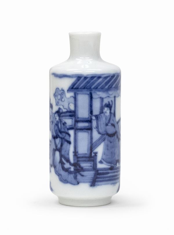 PICCOLO VASO IN PORCELLANA BIANCO E BLU, CINA