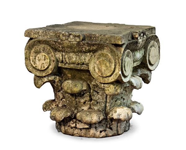 CAPITELLO IN MARMO BIANCO, INIZIO XX SECOLO