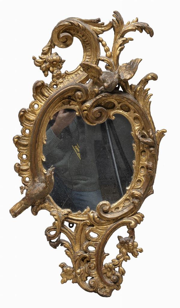 SPECCHIERA IN LEGNO DORATO, PROBABILMENTE INGHILTERRA XVIII SECOLO