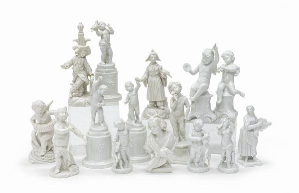 QUINDICI SCULTURE IN PORCELLANA, MARCHE VARIE