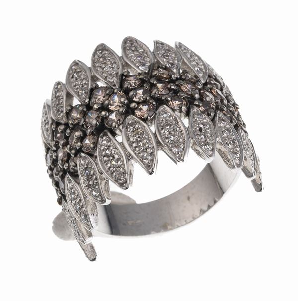 ANELLO CON BRILLANTI