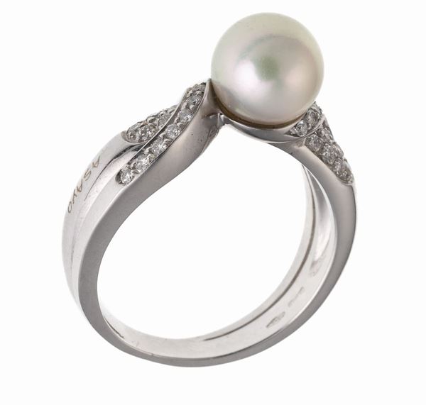 ANELLO CON PERLA E BRILLANTI