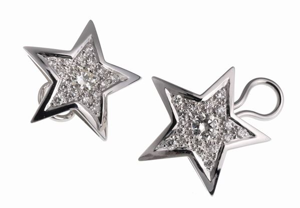 COPPIA DI ORECCHINI CON BRILLANTI