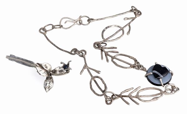 PARURE DI COLLANA E SPILLA