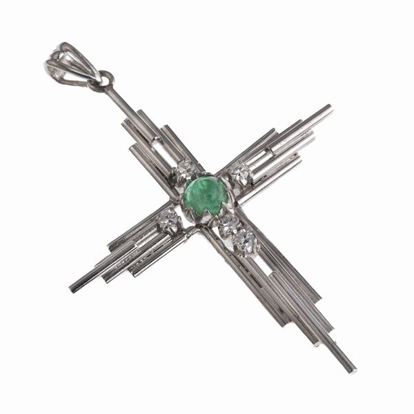 CROCE CON SMERALDO E BRILLANTI
