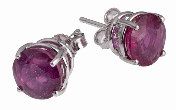 COPPIA DI ORECCHINI CON RUBELITE