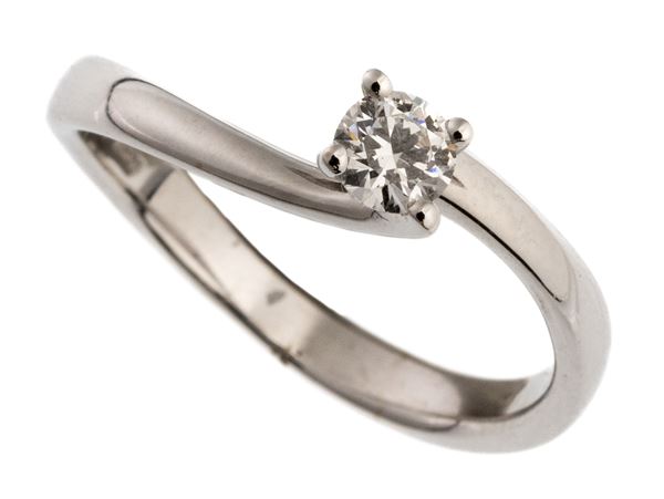 ANELLO SOLITAIRE CON BRILLANTE