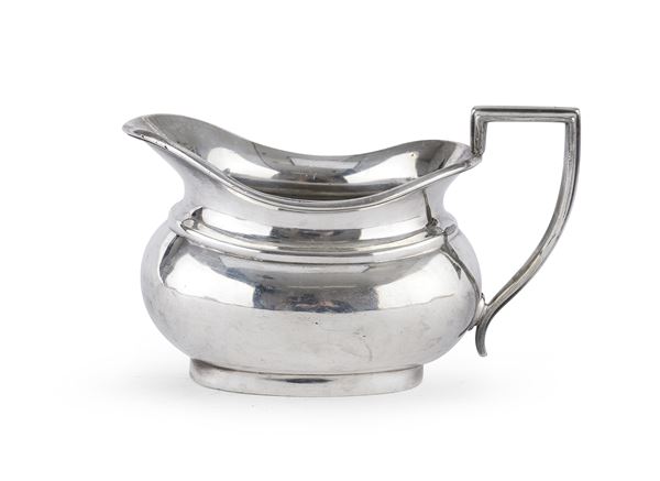 PICCOLA LATTIERA IN SILVERPLATED, INGHILTERRA