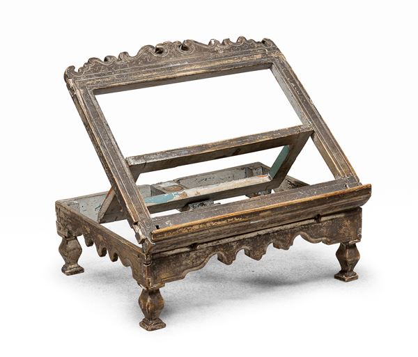 LEGGIO IN LEGNO ARGENTATO, XVIII SECOLO