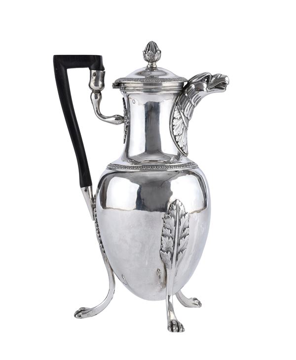BELLA CAFFETTIERA IN ARGENTO, PARIGI 1794/1797