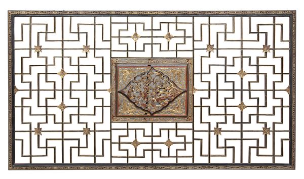 DECORAZIONE TRAFORATA IN LEGNO, CINA