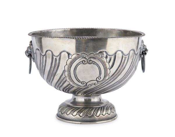 CACHEPOT IN SILVERPLATED, F.TO COOPER INGHILTERRA