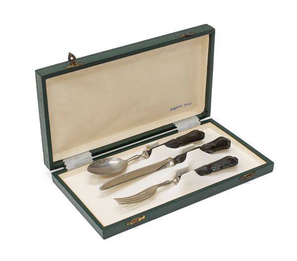 SET DI TRE POSATE, XX SECOLO