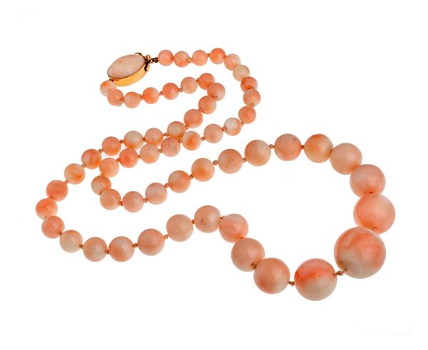 GIROCOLLO CON CORALLO ROSA PELLE D'ANGELO