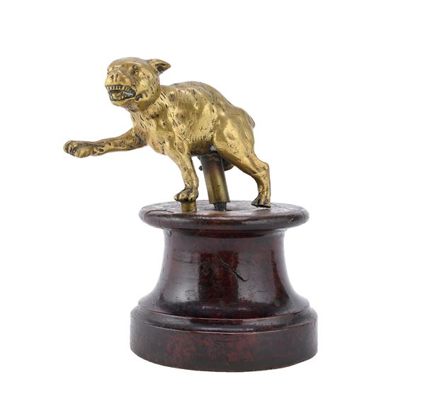 SCULTURA DI IENA IN BRONZO DORATO