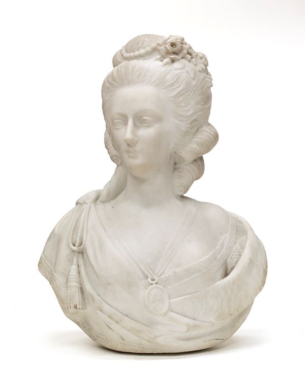 BUSTO DI MARIA ANTONIETTA IN MARMO BIANCO STATUARIO