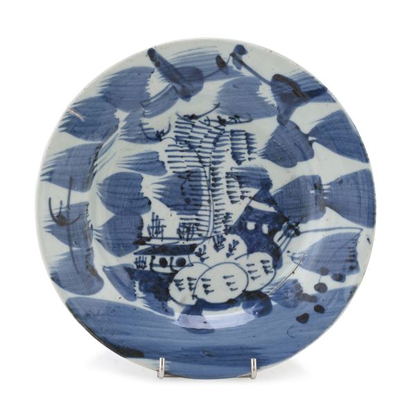 PIATTO IN PORCELLANA BIANCO E BLU, CINA XIX SECOLO