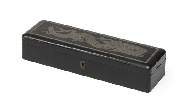 COFANETTO IN LEGNO AGEMINATO, CINA INIZI XX SECOLO