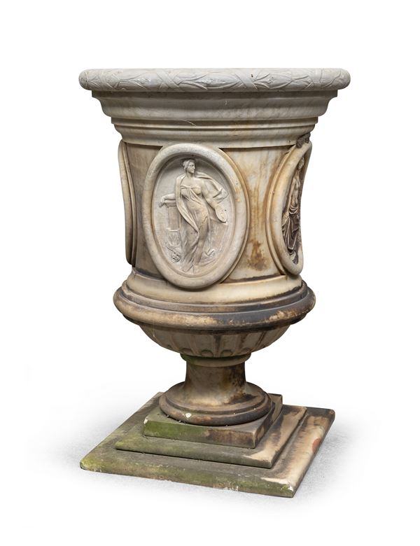 VASO MEDICI IN MARMO BIANCO, STILE NEOCLASSICO