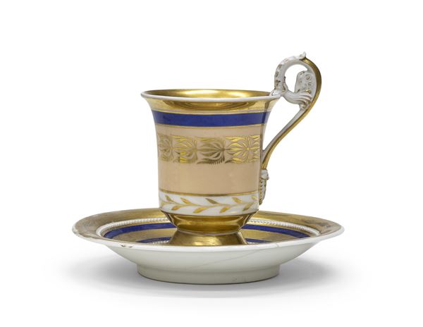 TAZZA E PIATTINO IN PORCELLANA, BERLINO XIX SECOLO