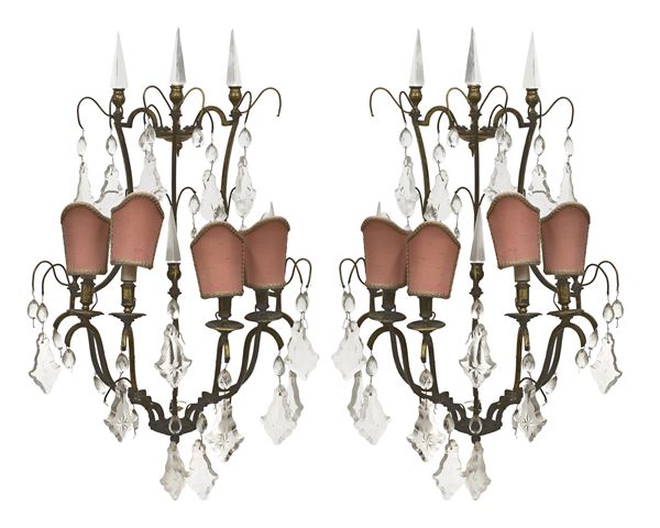 COPPIA DI APPLIQUES IN BRONZO E VETRI MOLATI