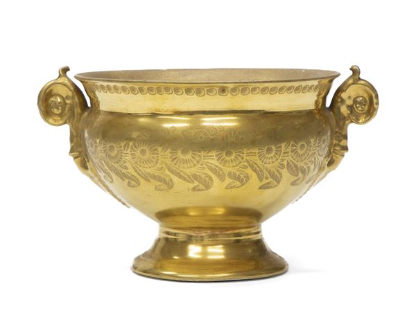 TAZZA DA PUERPERA IN PORCELLANA, INIZI XIX SECOLO