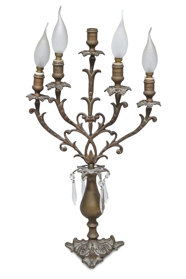 CANDELABRO IN BRONZO BRUNITO, XIX SECOLO