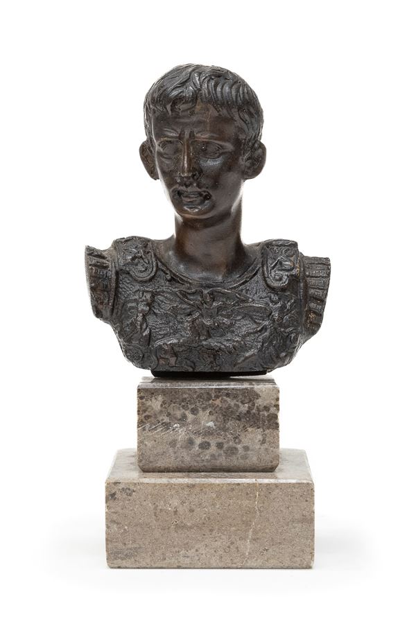 PICCOLO BUSTO DI OTTAVIANO IN BRONZO