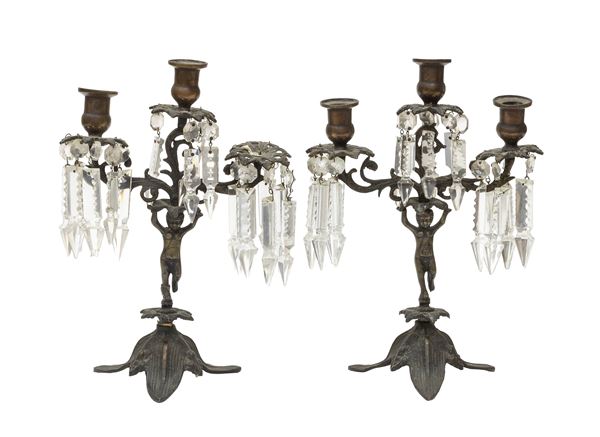 COPPIA DI PICCOLI CANDELABRI IN BRONZO