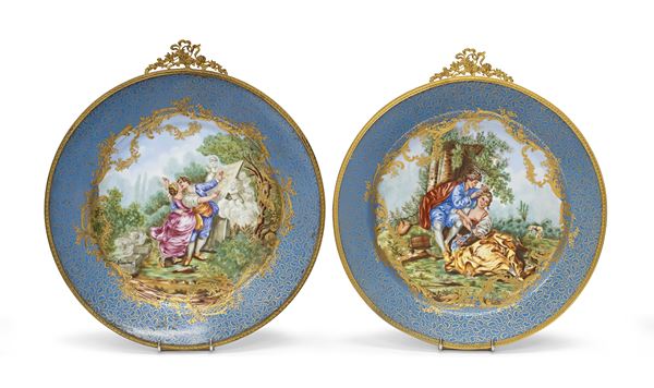 COPPIA DI PIATTI IN PORCELLANA, SEVRES XX SECOLO