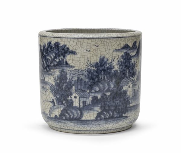 VASO IN CERAMICA A SMALTO BIANCO E BLU, CINA XX SECOLO