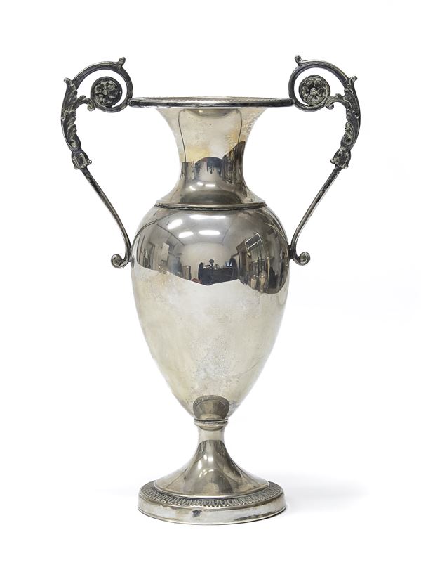 TAZZA CON PIATTINO IN PORCELLANA, MEISSEN XIX SECOLO