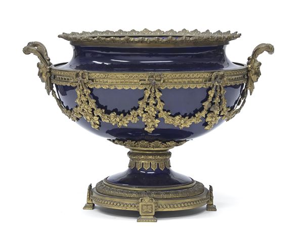 VASO IN PORCELLANA E BRONZO, FRANCIA XIX SECOLO