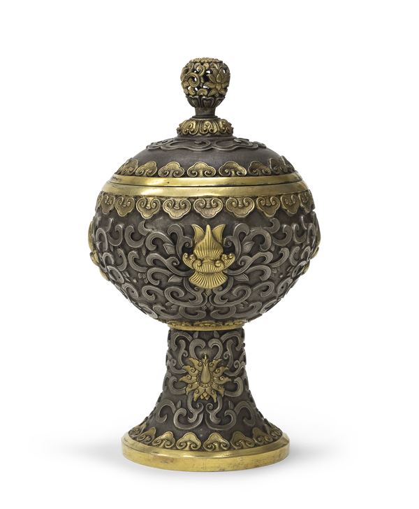 COPPA A STELO IN ARGENTO, CINA, XIX SECOLO