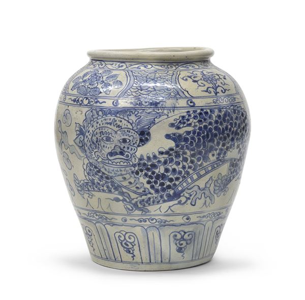 VASO IN CERAMICA BIANCO E BLU, MANIFATTURA OCCIDENTALE INIZI XX SECOLO