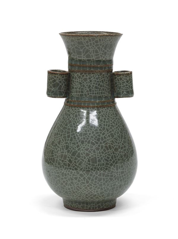 VASO IN PORCELLANA AD INVETRIATURA CELADON CRACKLE', CINA XX SECOLO