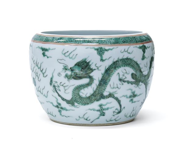VASO IN PORCELLANA A SMALTI POLICROMI, CINA PRIMA META' XX SECOLO