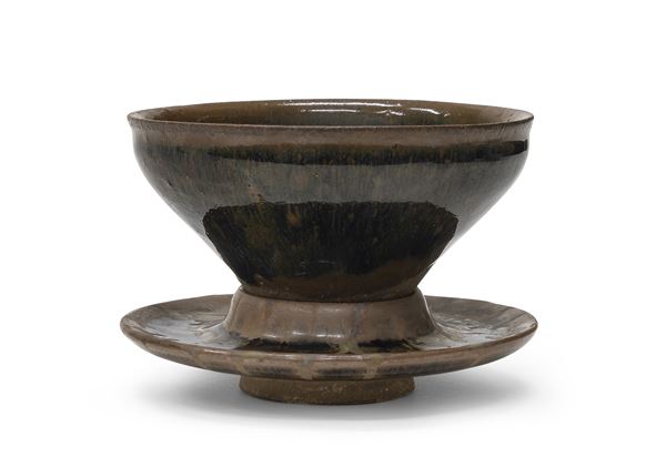 CIOTOLA CON BASE IN CERAMICA AD INVETRIATURA HARE'S FUR, CINA XIX SECOLO