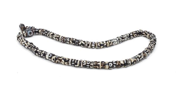 COLLANA IN PIETRA, TIBET XX SECOLO