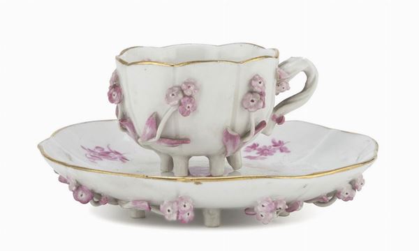 TAZZA E PIATTINO, PROBABILMENTE PARIGI