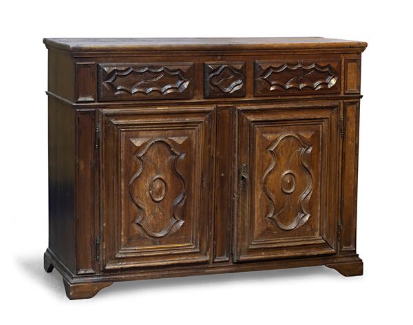 CREDENZA IN NOCE, PIEMONTE XVIII SECOLO  - Asta ASTA 287 - ANTIQUARIATO E ARTE ASIATICA - Casa d'Aste Babuino