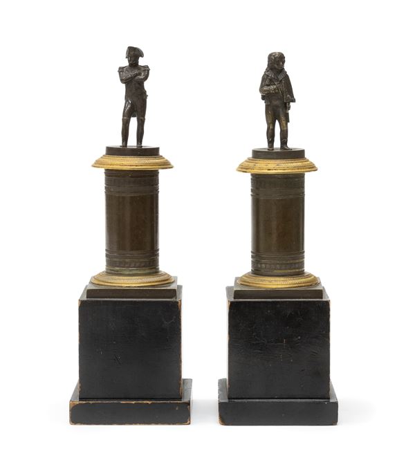 COPPIA DI FIGURE NAPOLEONICHE IN BRONZO, XIX SECOLO