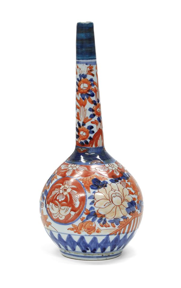 VASO IN PORCELLANA, GIAPPONE SECONDA METÁ XIX SECOLO