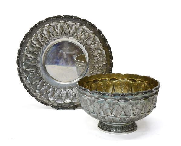 INSALATIERA CON PIATTO IN ARGENTO, ITALIA POST 1968