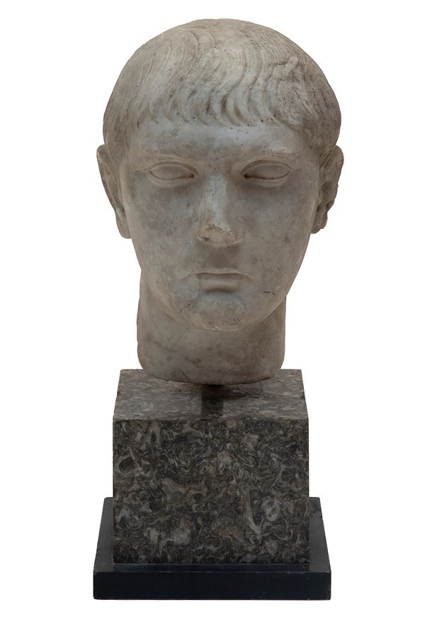 TESTA DI TRAIANO IN MARMO BIANCO, XVII SECOLO
