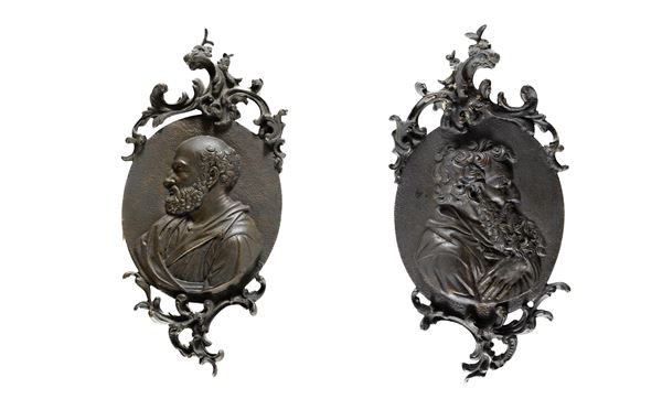 COPPIA DI BASSORILIEVI IN BRONZO, FINE XIX SECOLO