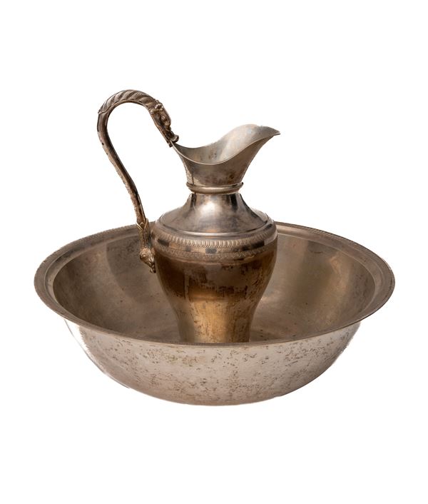 BROCCA E BACILE IN ARGENTO, PUNZONE NAPOLI 1820/1830