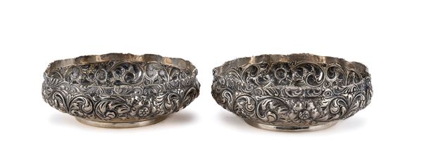 COPPIA DI VASCHETTE IN ARGENTO, BLACK STARS & FROST