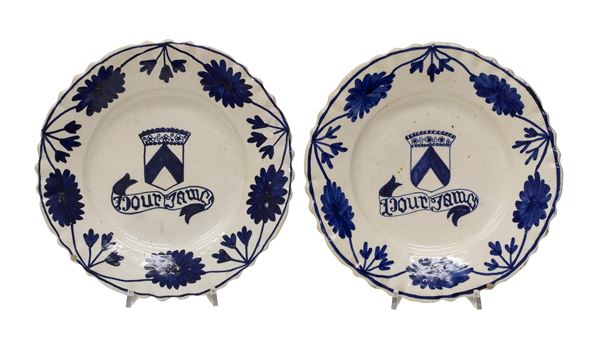 COPPIA DI PIATTI IN MAIOLICA, ITALIA  - Asta ASTA 290 - ASTA DI ARTE ANTICA E PREZIOSI - Casa d'Aste Babuino