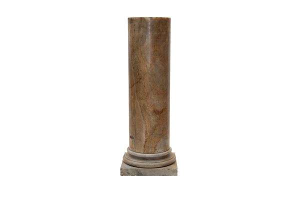 COLONNA IN ALABASTRO FIORITO, FINE XVIII SECOLO